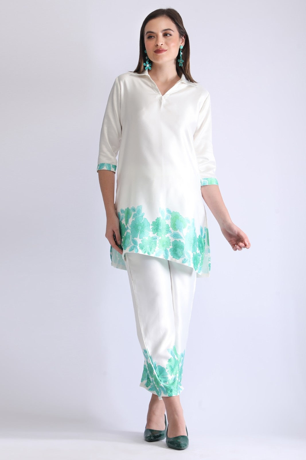 Elegant Off-White Ethnic Co-ord Set with Floral Prints