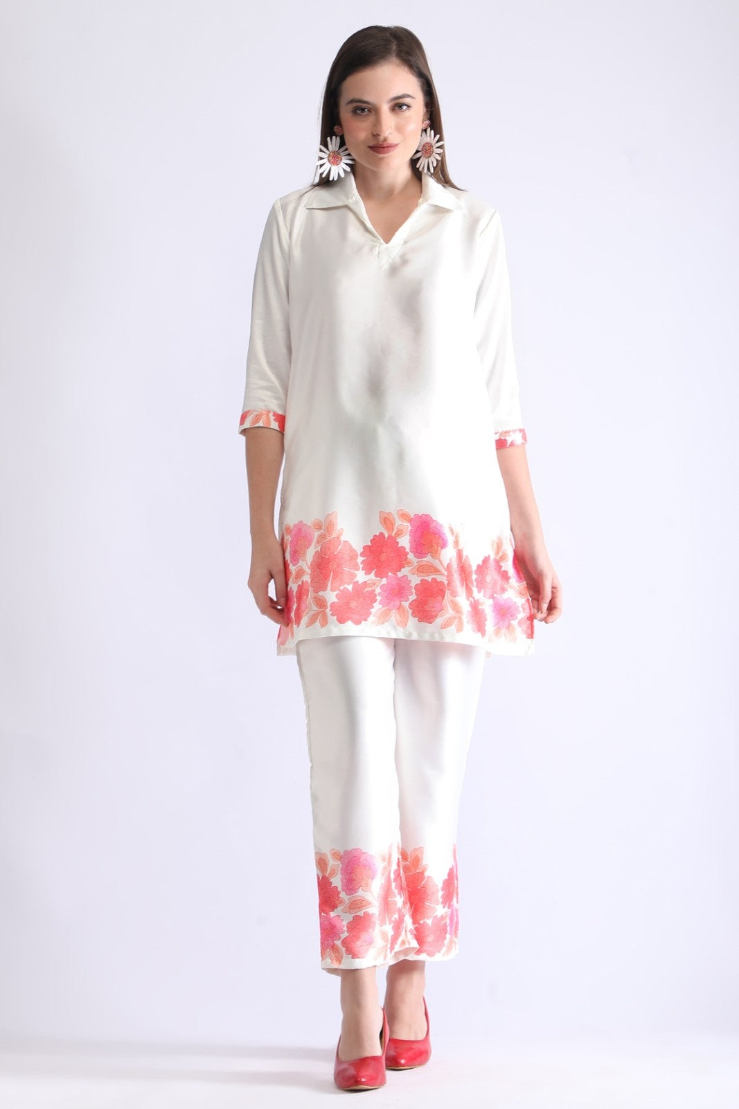 Elegant Off-White Ethnic Co-ord Set with Floral Prints