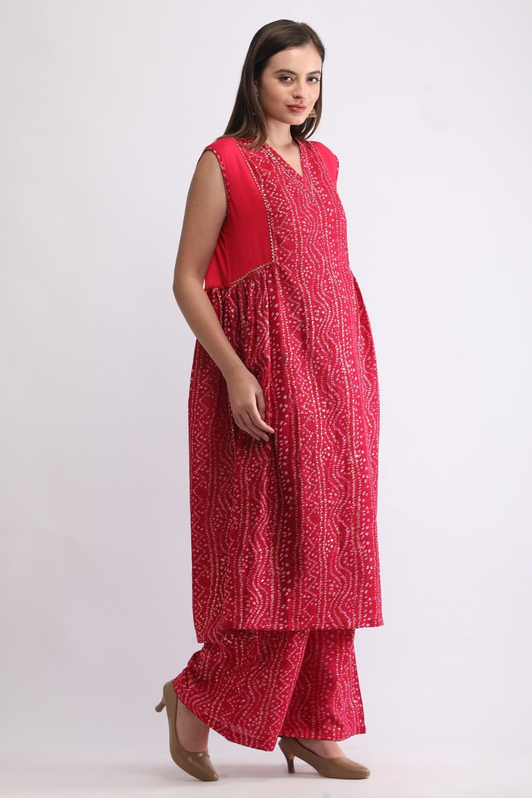 Bandhani Printed Sleeveless Kurta Set
