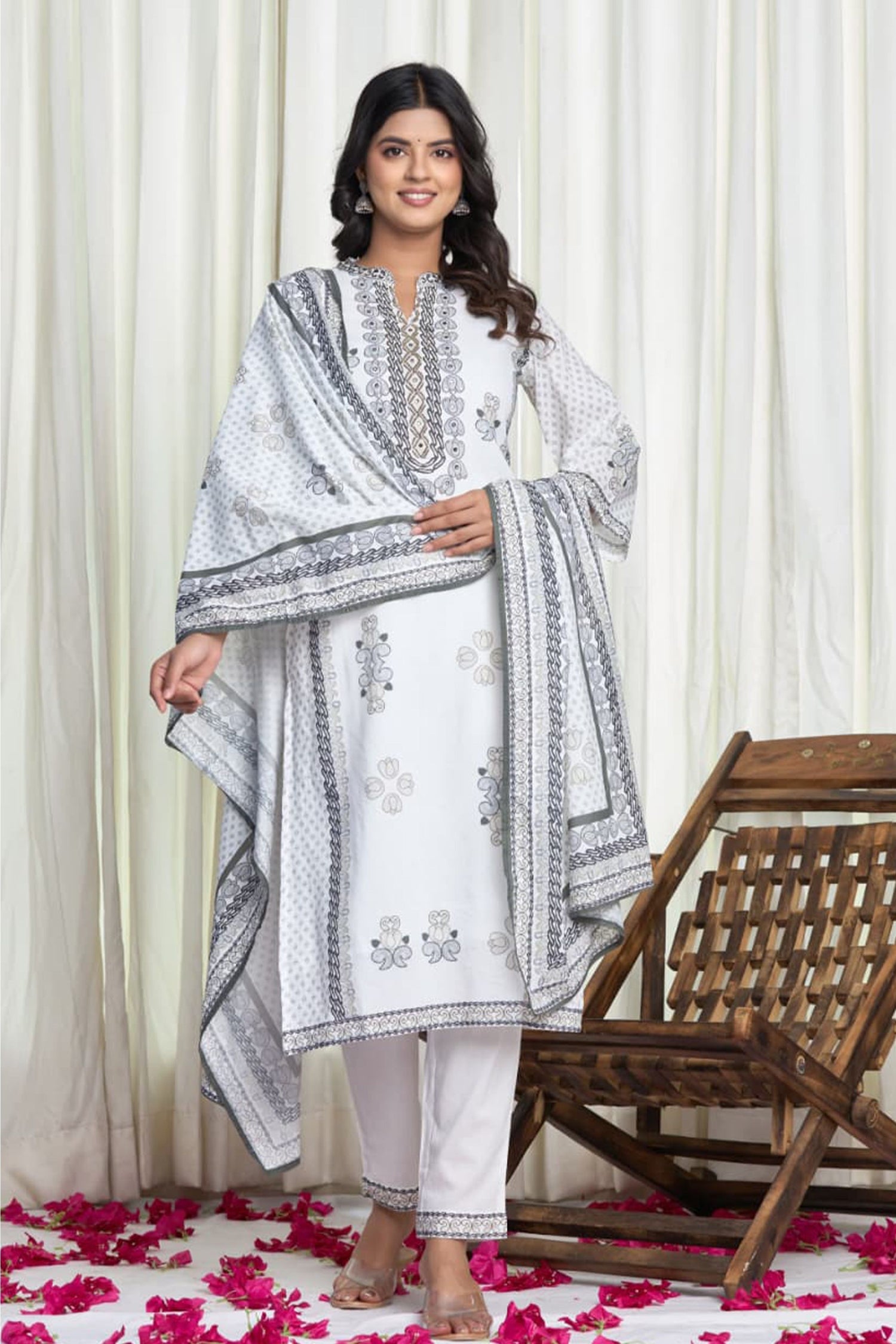 Women Grey Cotton Printed Kurta Set with Dupatta