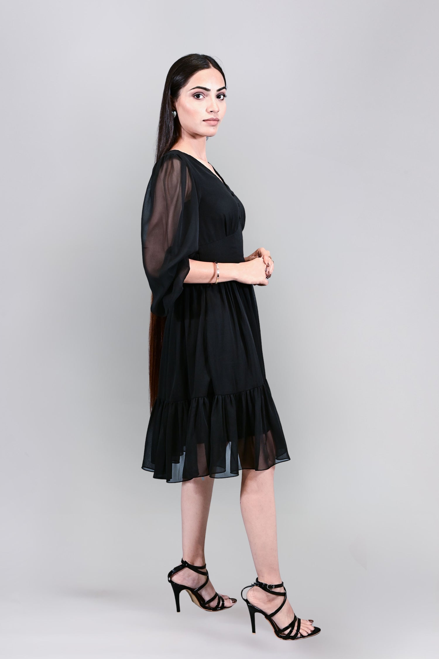 Georgette Puff Sleeves Fit and Flare Midi Black Dress