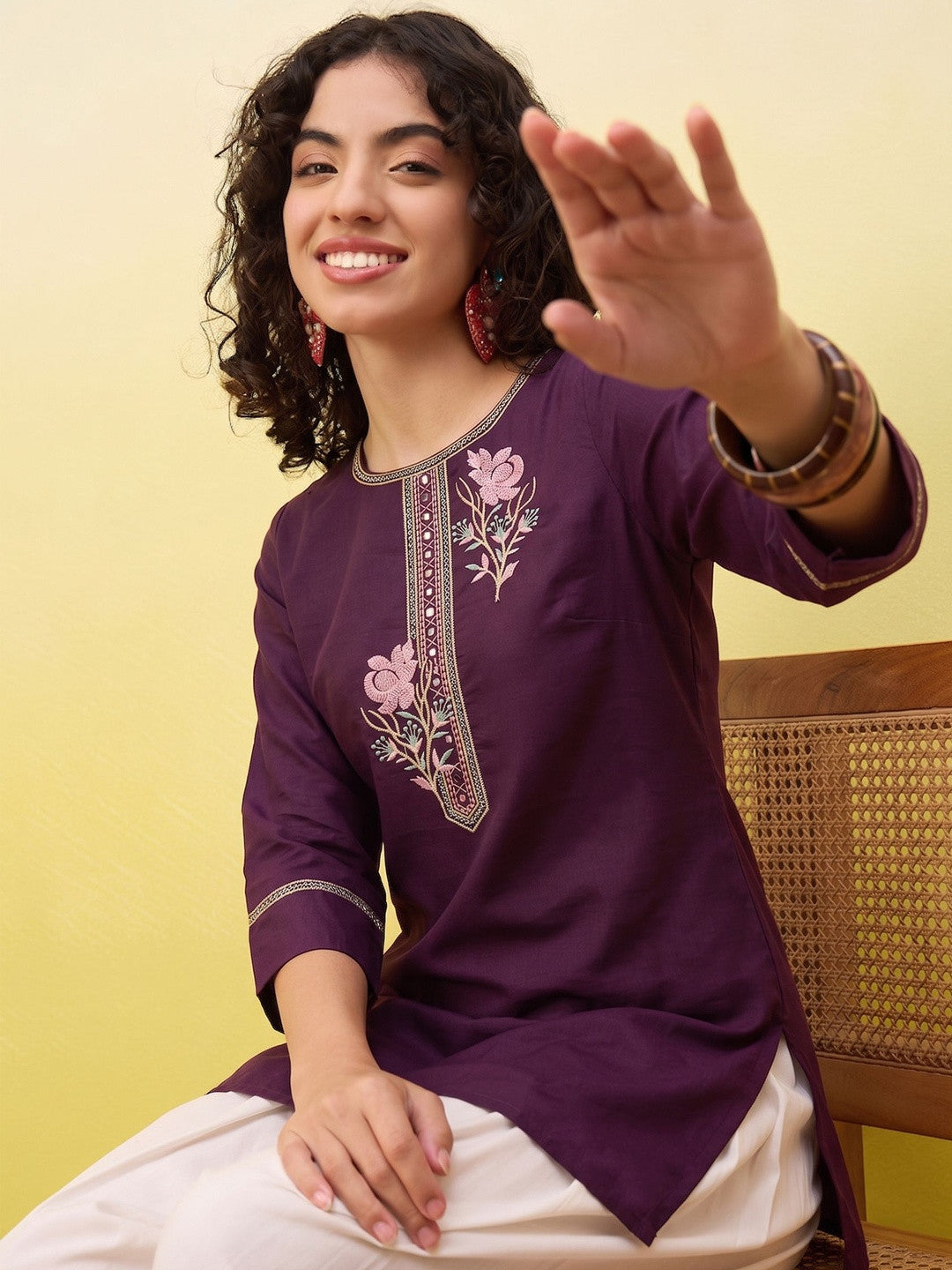 Floral Embroidered Thread Work Thread Work Kurti