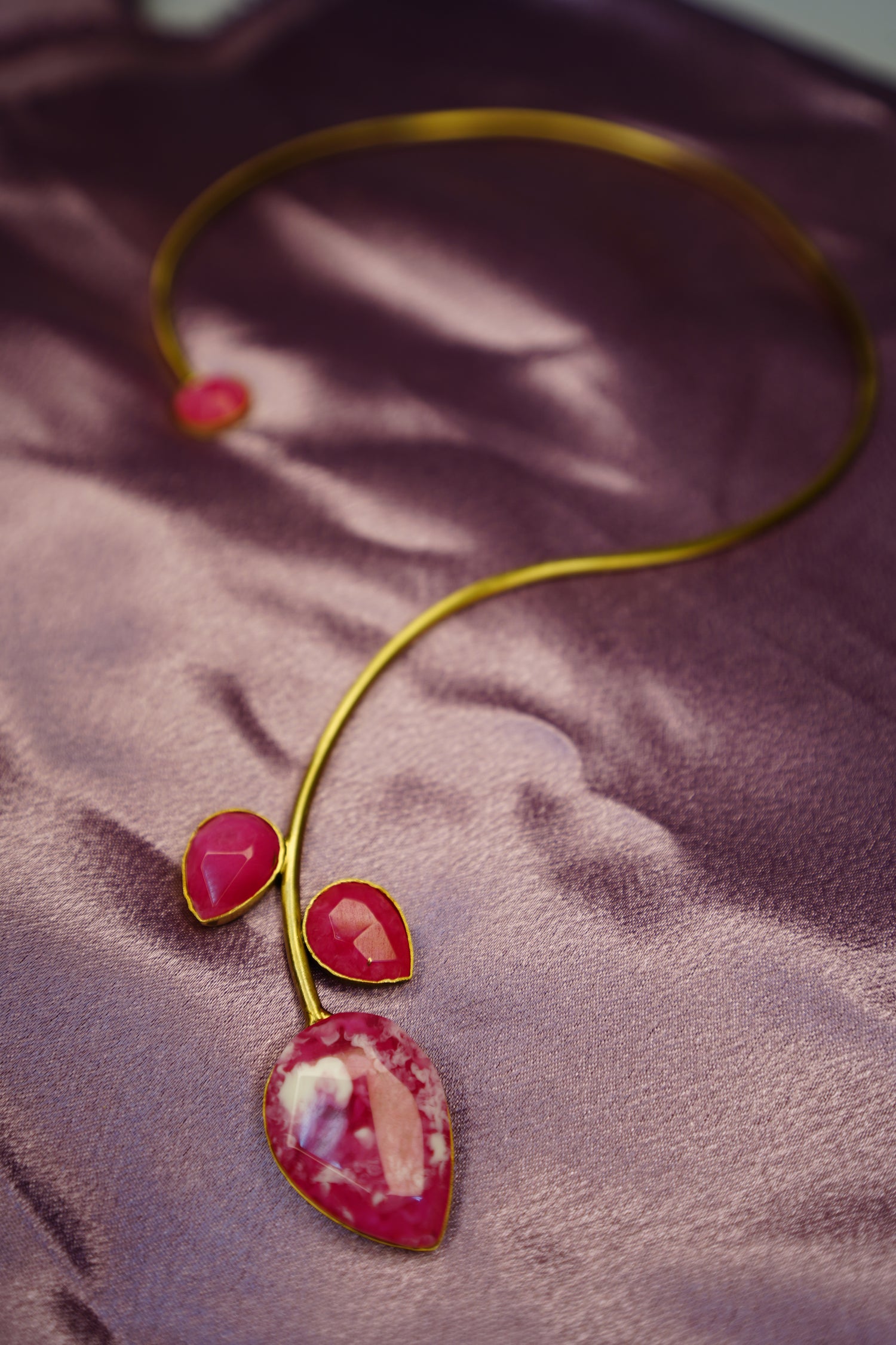 Vibrant pink Stone Studded Hasli Brass Necklace
