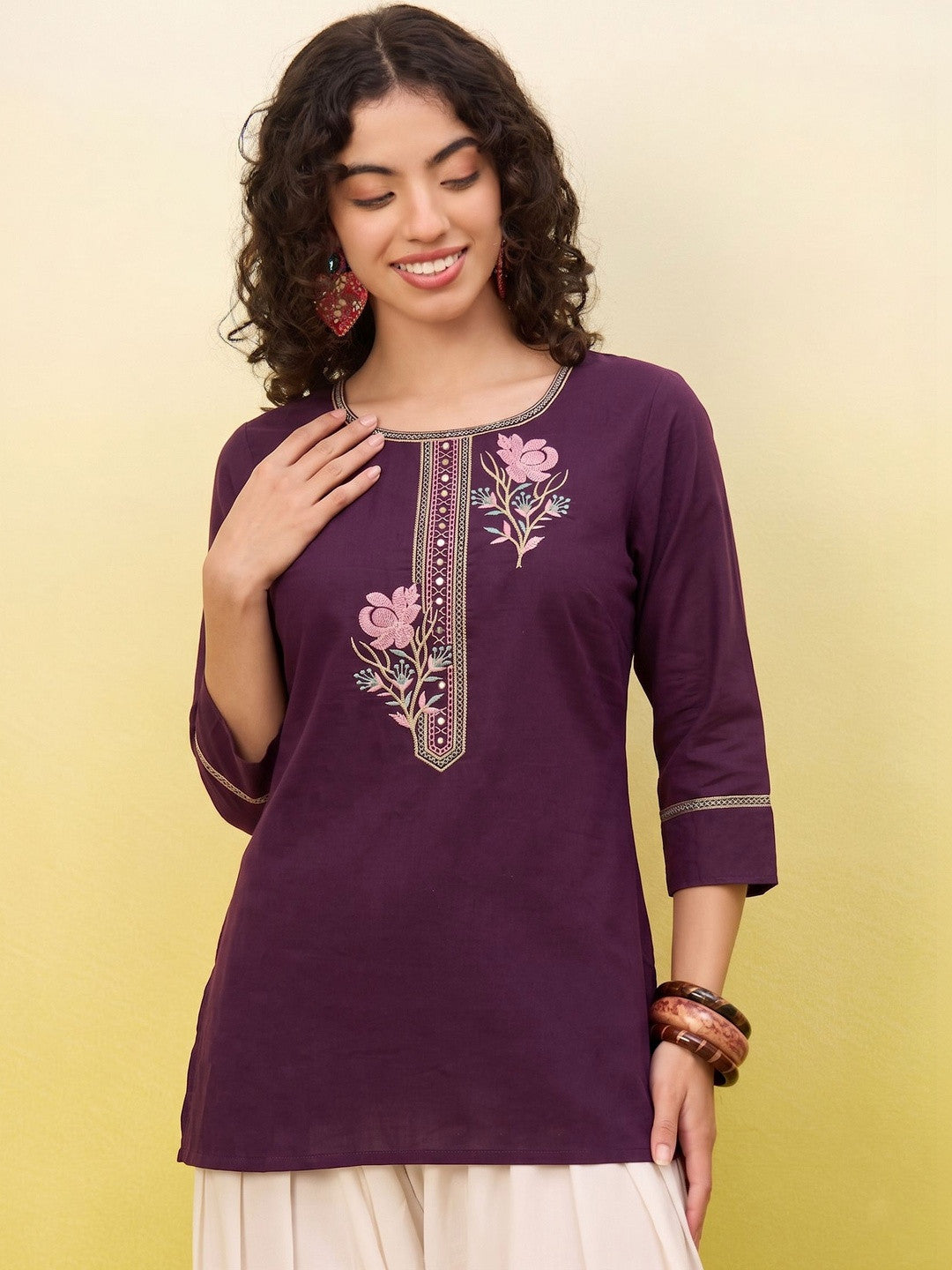 Floral Embroidered Thread Work Thread Work Kurti
