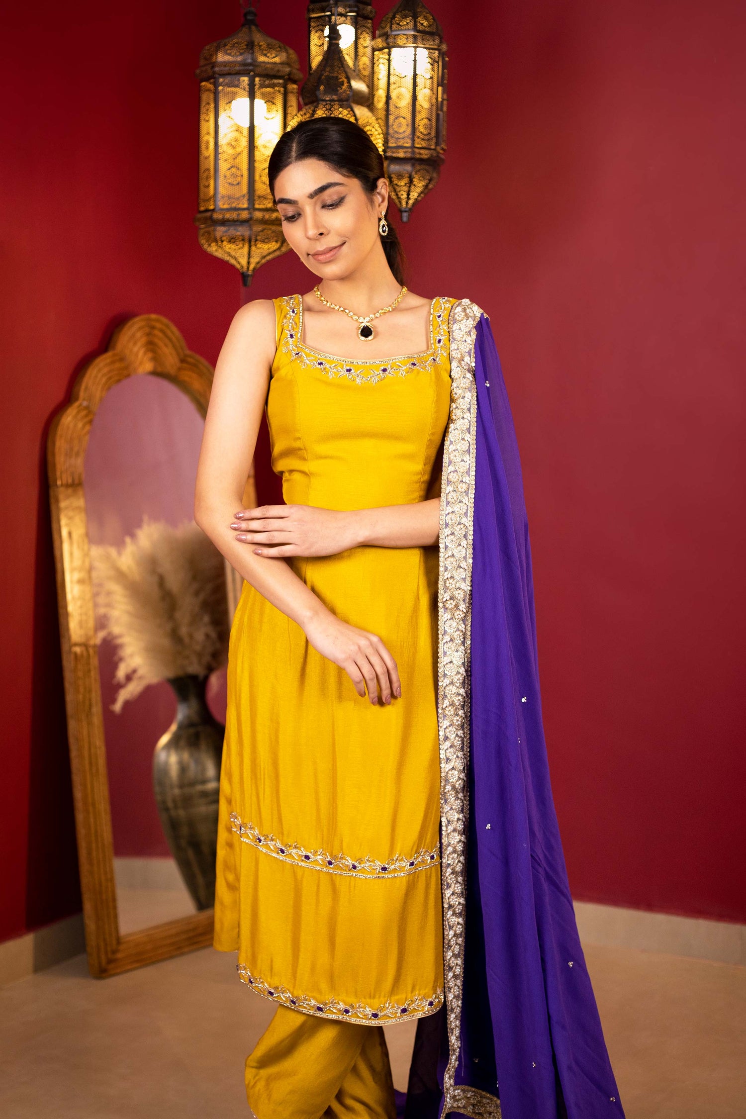 Mustard yellow Straight sleeveless kurta Set