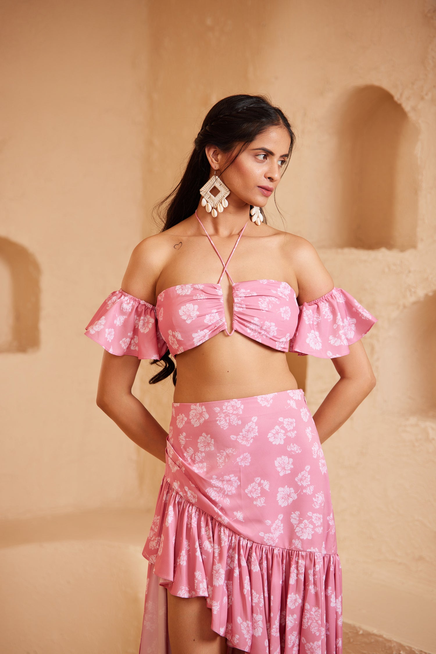 Asymetrical Crepe Skirt with back knot bracelette