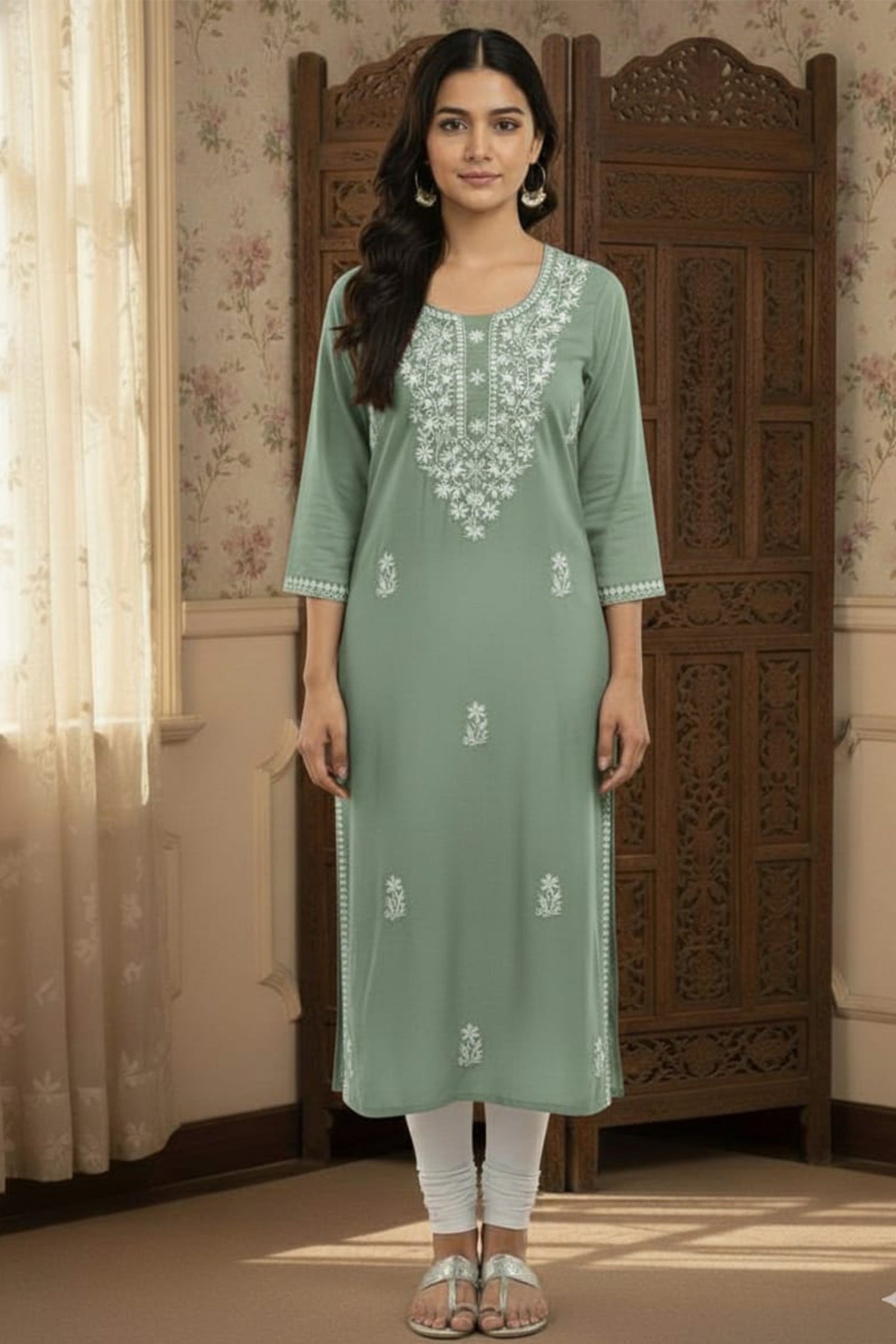 Royal Grace Embroidered Straight Kurta