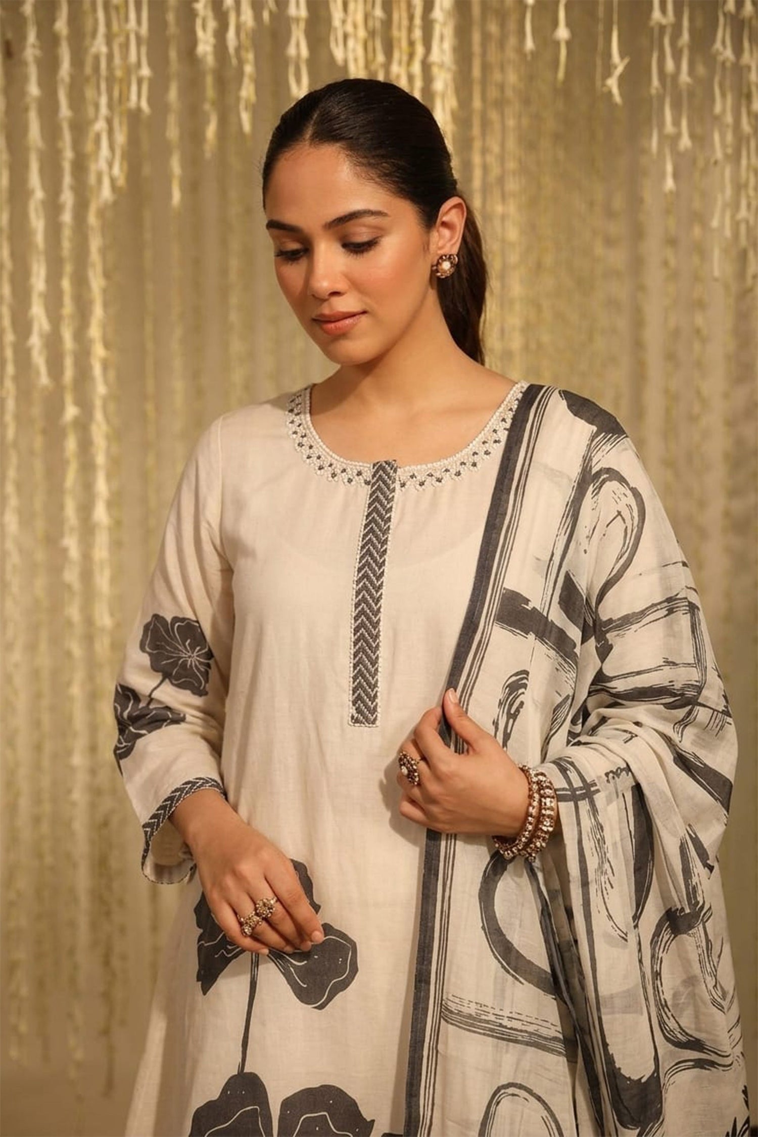 Women Light Peach Printed Kurta Set with Dupatta | Straight Fit Kurta Pant Set | Ethnic Wear for Women