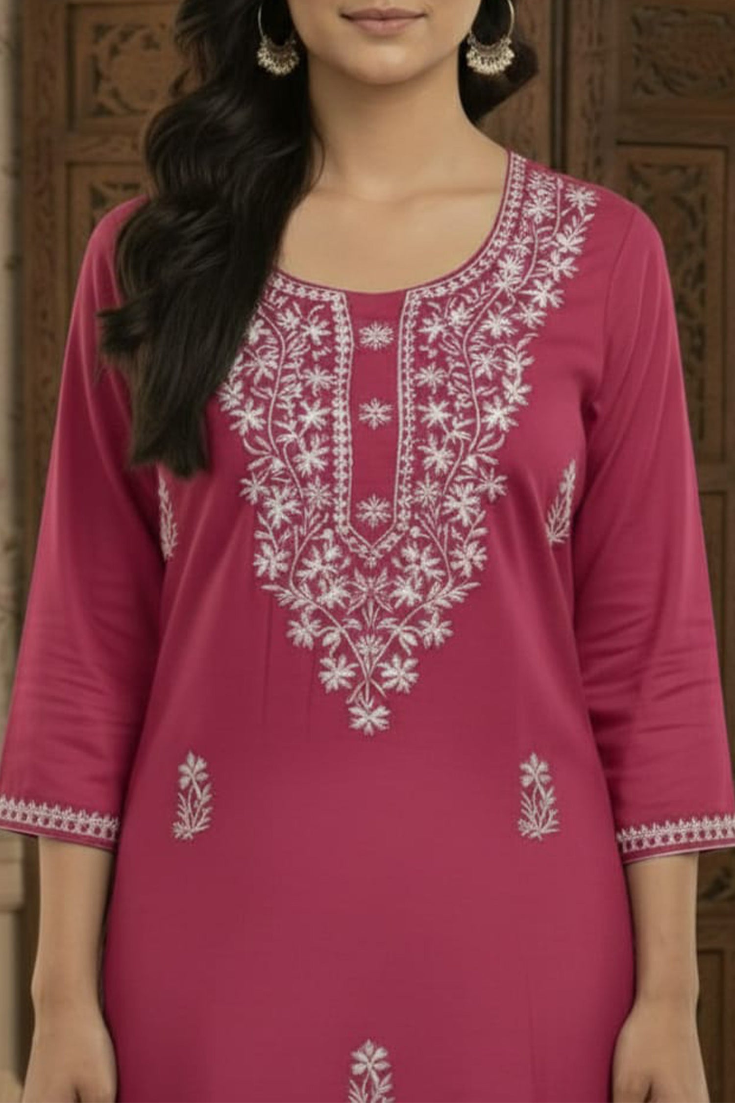 Royal Grace Embroidered Straight Kurta