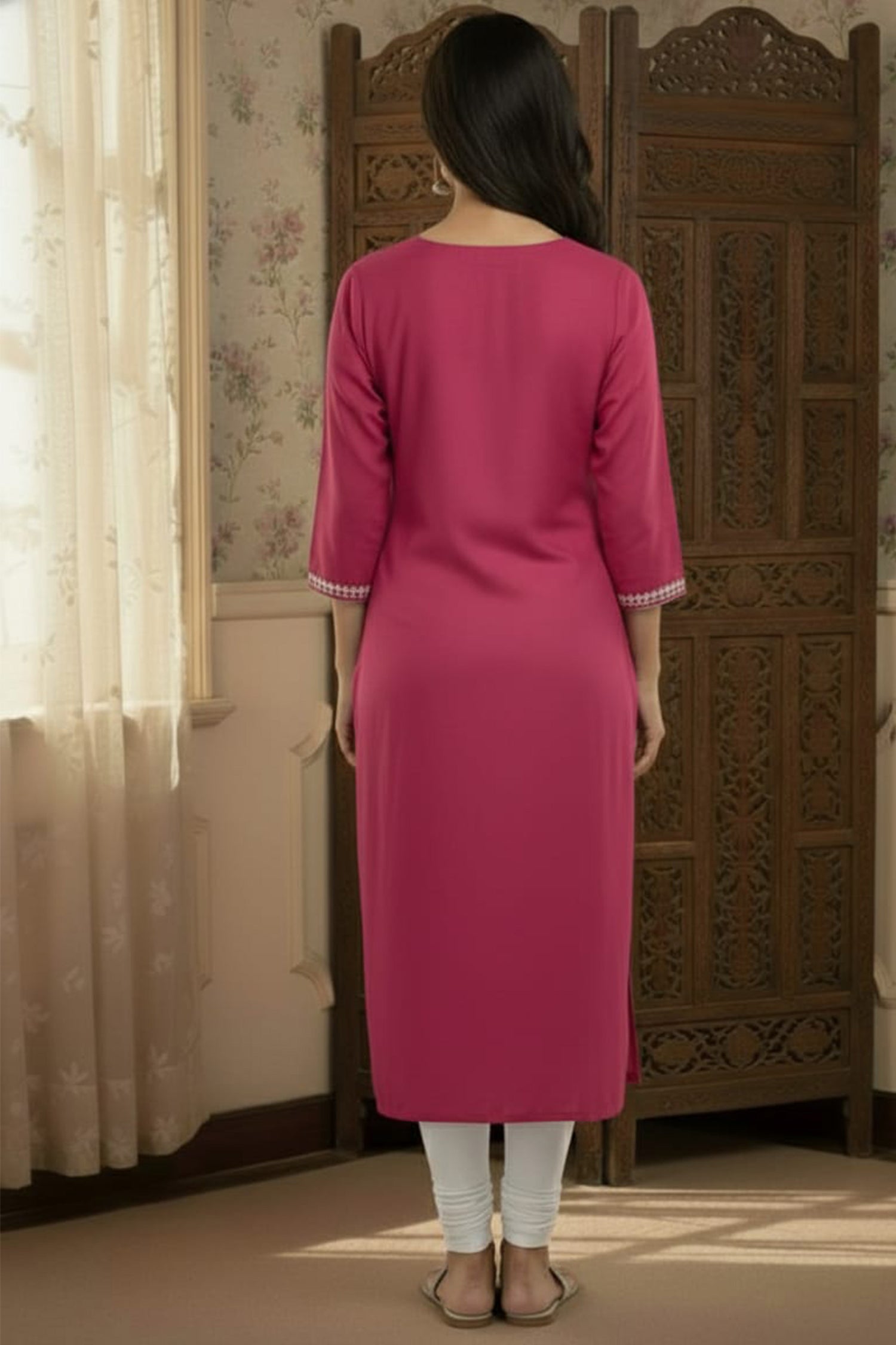 Royal Grace Embroidered Straight Kurta