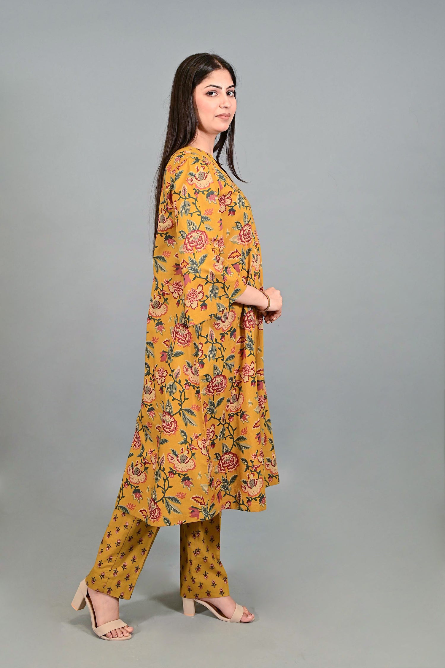Ochre Bloom Minimalist V-Neck  Co-ord Set