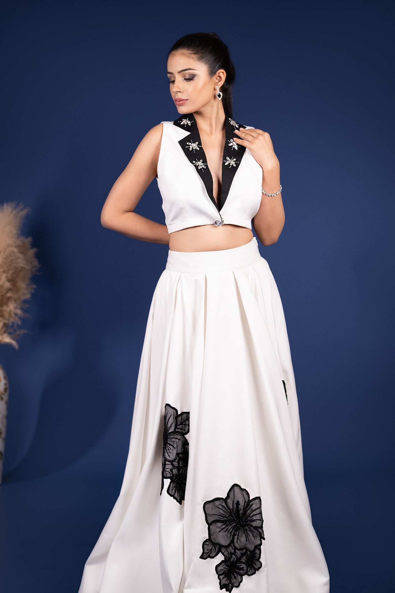 Embellished Sleeveless Waistcoat and Long Skirt with Flower Patches