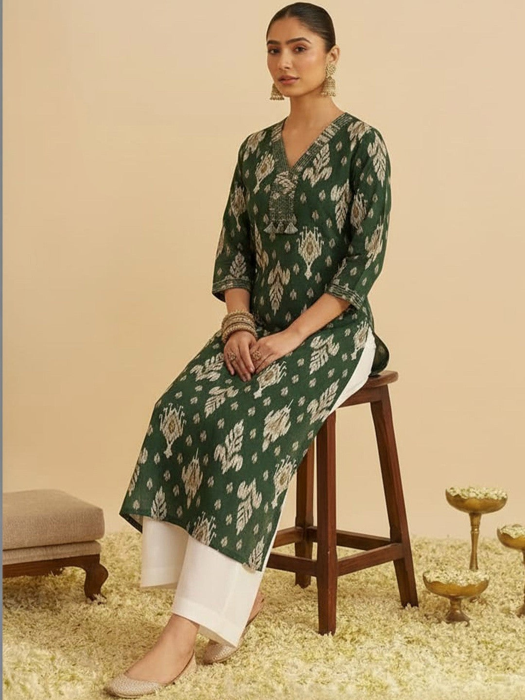 Printed V-Neck Pure Cotton Kurti